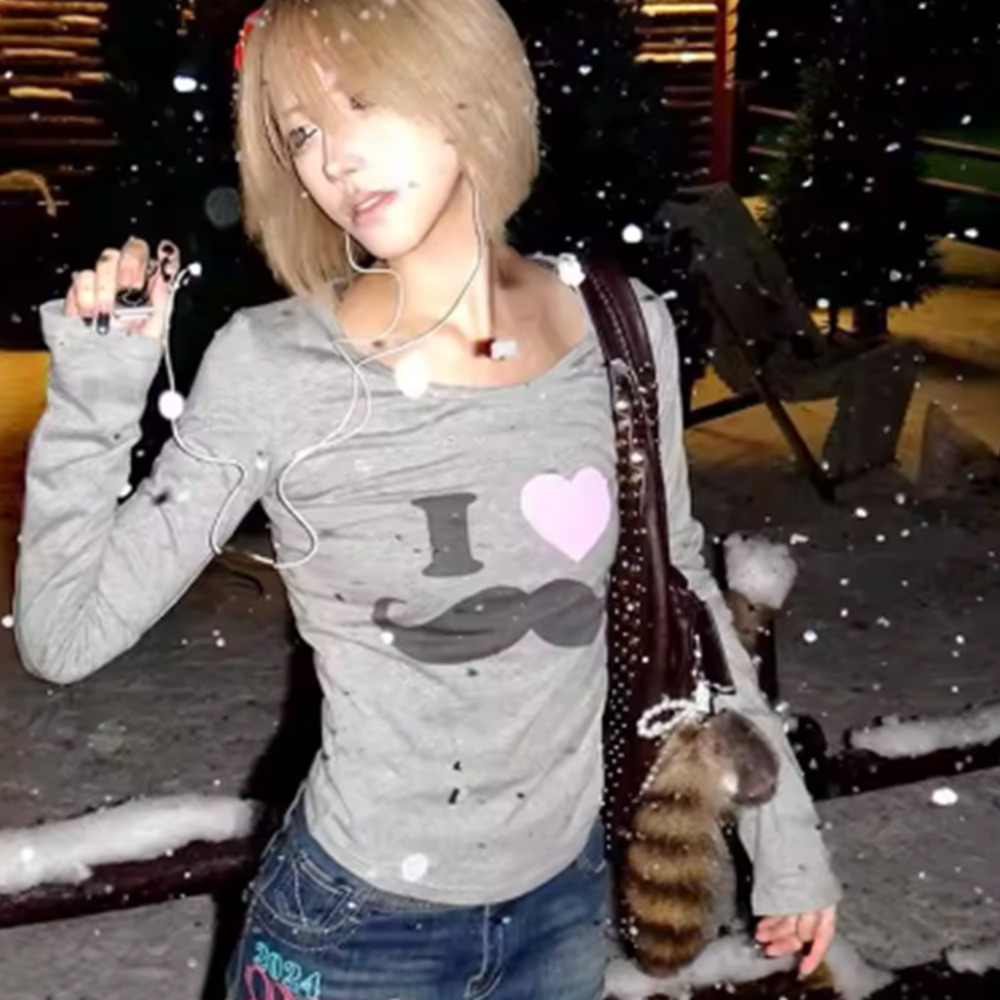 Street Fashion In Korea - Japon Y2K Sakal Baskılı Tişört Vintage