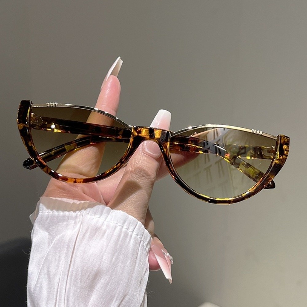 Moda Yarım Çerçeve Kedi Gözü G - Fashion Street Cat incelemesi ve fiyatı